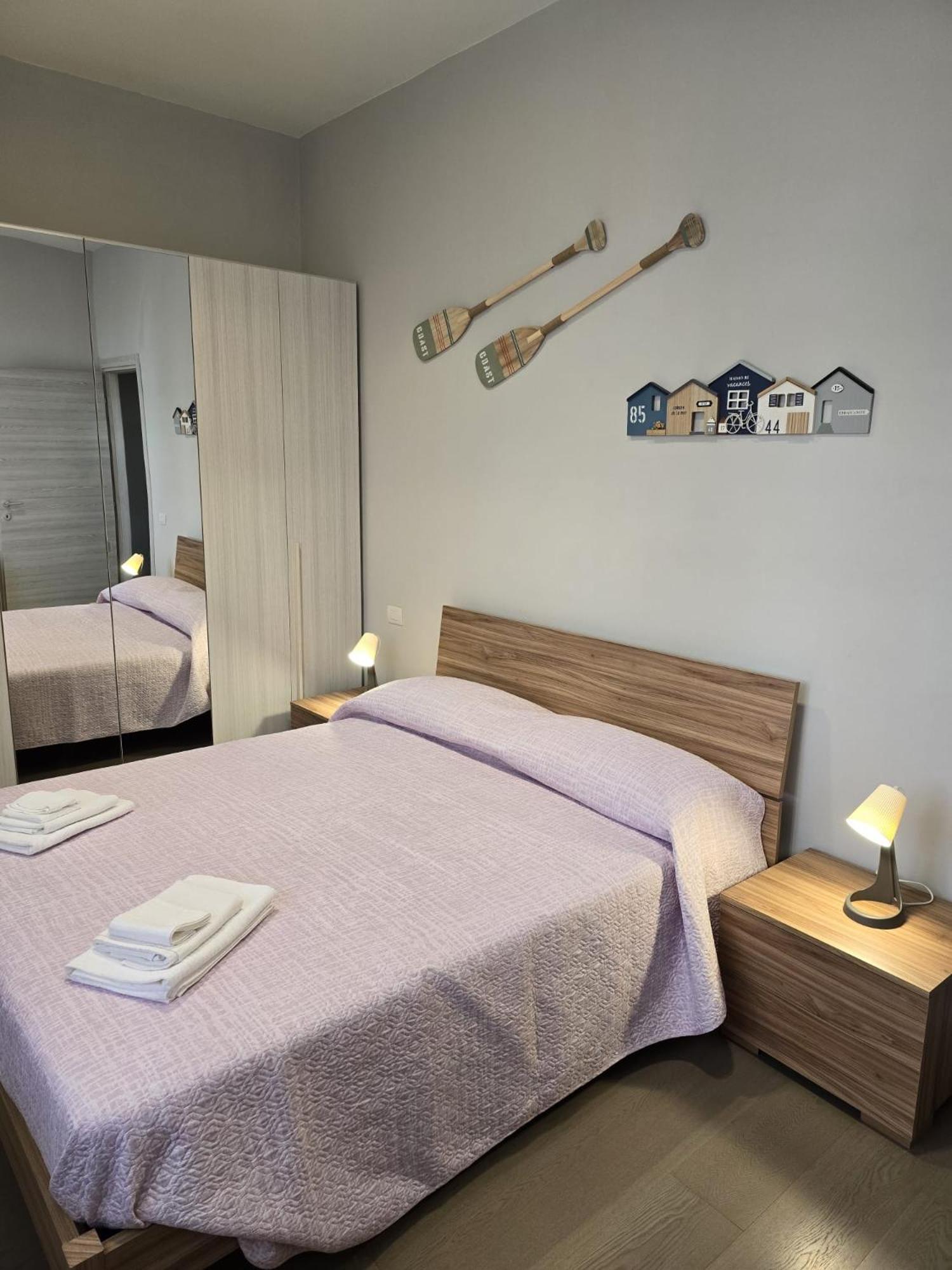 La Villa Apartments Tinaia - Excellent For Sardegna & Corsica - 6-8 Beds - Private Parking Included With Camera Livorno Exterior foto